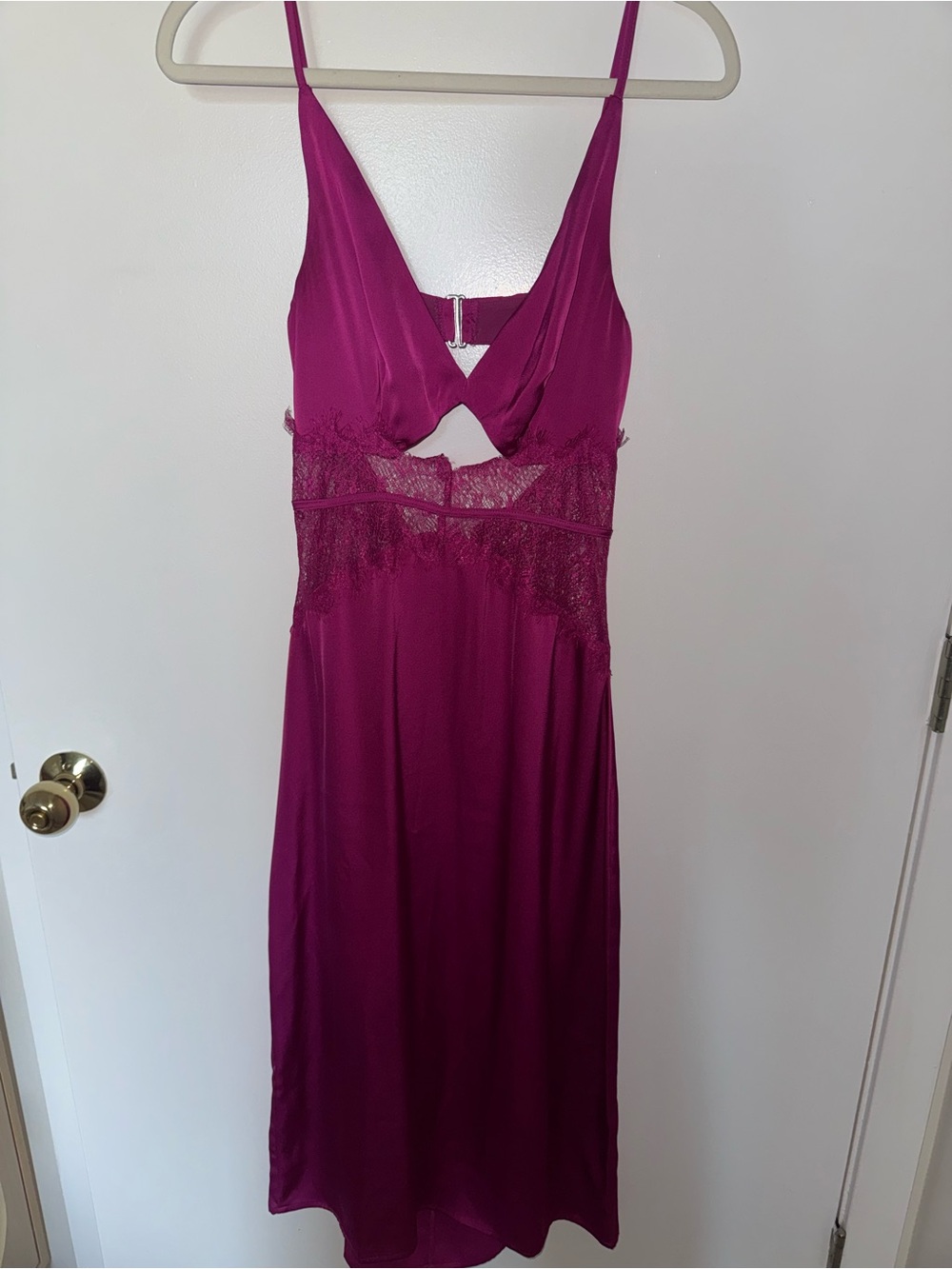 Women’s Deep Magenta Lace-Trim Midi Dress